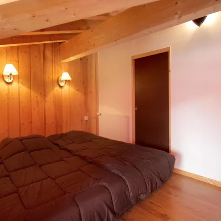 Duplex Au Chantelouve Pour 8 Personnes A Moins De 100 M Des Remontees Mecaniques * Les Deux Alpes