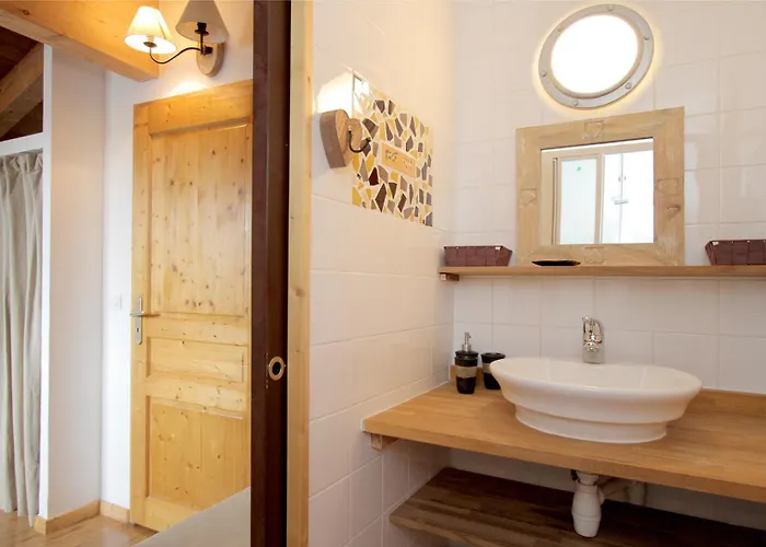 Duplex Au Chantelouve Pour 8 Personnes A Moins De 100 M Des Remontees Mecaniques Les Deux Alpes